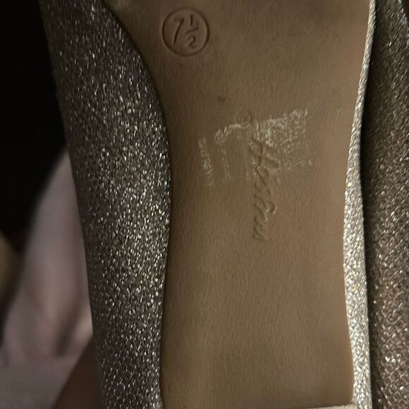 mysoft Women's Pumps 2” Kitten Heel Pointed Toe Low Heel Shoes. Gold. Size 7.5 - Picture 8 of 9